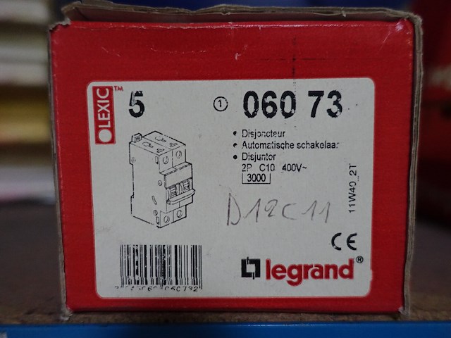 Lot legrand - afbeelding 15 van  17