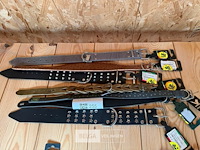 Lot leren hondenhalsbanden grote hond (±7x) - afbeelding 1 van  1