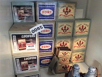 Lot lucifers - afbeelding 1 van  2