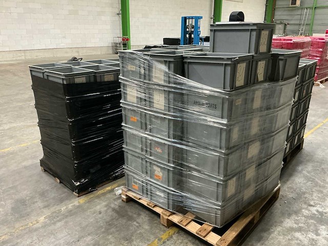 Lot magazijnbakken - afbeelding 6 van  8