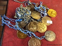 Lot medailles paardensport - afbeelding 1 van  2