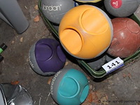 Lot medicine ballen - afbeelding 2 van  2