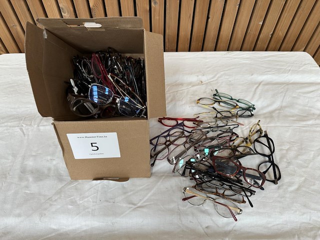 Lot merkbrillen - afbeelding 1 van  3