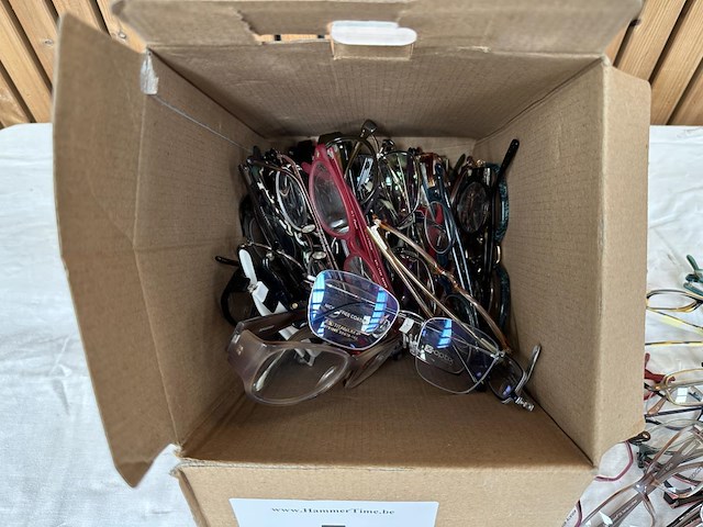 Lot merkbrillen - afbeelding 2 van  3