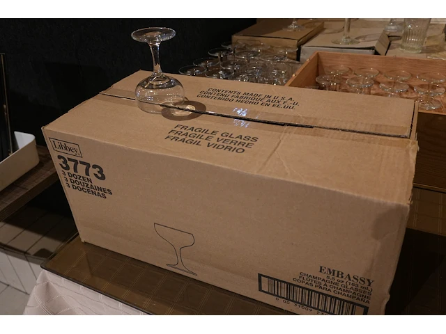 Lot merkglazen (leffe, orval, grimbergen, jupiler, la chouffe, palm, kriek max ...) - afbeelding 15 van  21