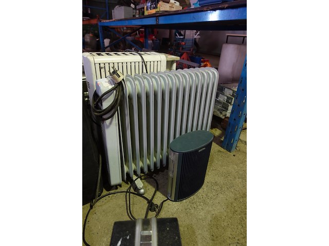 Lot met 5 verwarmingstoestellen - afbeelding 3 van  6