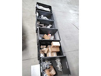 Lot met installatiemateriaal - afbeelding 1 van  7
