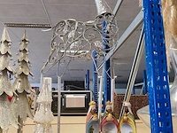 Lot met verschillende kerstdecoraties w.o.: rendierfiguren en kerstmanpoppen (volledige legger ca. 20 stuks) - afbeelding 7 van  8
