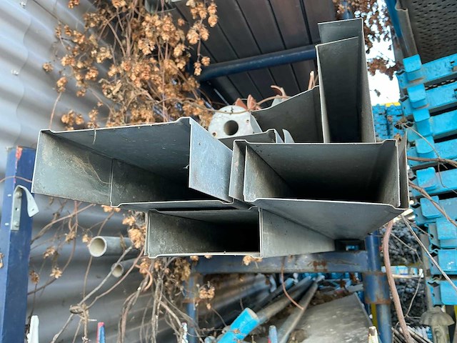 Lot metal studs - afbeelding 6 van  6