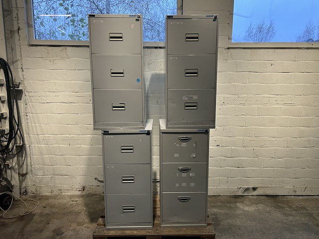 Lot metalen dossierkasten (4) - afbeelding 1 van  3