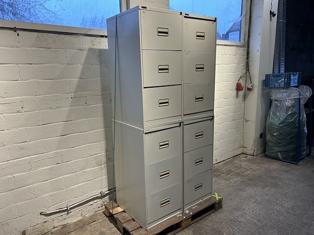 Lot metalen dossierkasten (4) - afbeelding 1 van  3