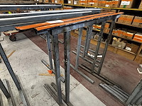 Lot metalen schragen - afbeelding 1 van  2