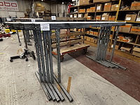 Lot metalen schragen - afbeelding 1 van  2