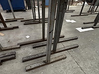 Lot metalen schragen - afbeelding 2 van  2