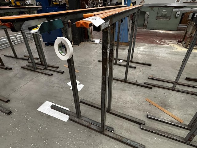 Lot metalen schragen - afbeelding 2 van  2