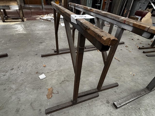 Lot metalen schragen - afbeelding 2 van  2