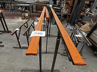 Lot metalen schragen - afbeelding 1 van  3