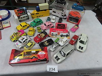 Lot miniaturen en divers - afbeelding 1 van  7