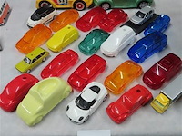 Lot miniaturen, oa plastic modellen - afbeelding 1 van  3