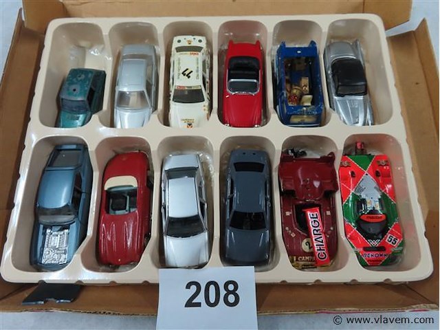 Lot miniaturen voor onderdelen - afbeelding 4 van  4