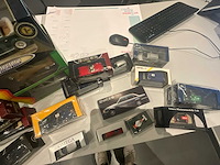 Lot miniatuur auto - afbeelding 4 van  12