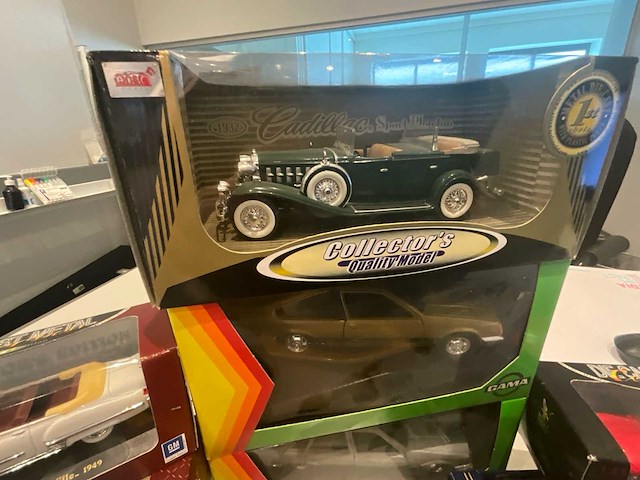 Lot miniatuur auto - afbeelding 5 van  12