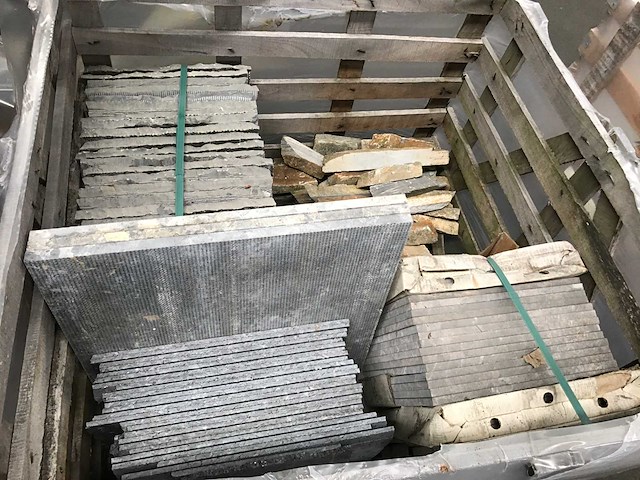 Lot mix 21,12 m2 natuursteen - afbeelding 1 van  5