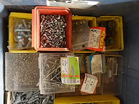 Lot montagemateriaal - afbeelding 3 van  14