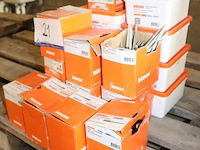 Lot montagematerialen borgh - afbeelding 2 van  2