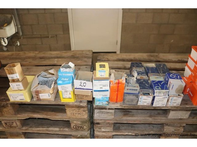 Lot montagematerialen wo berner - afbeelding 1 van  4