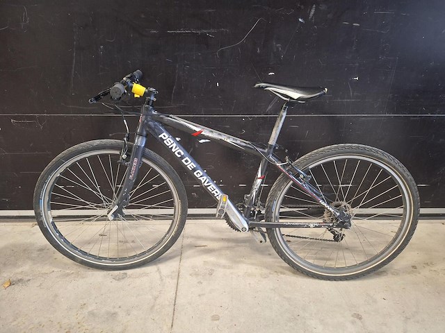 Lot mountainbikes flanders - afbeelding 1 van  1