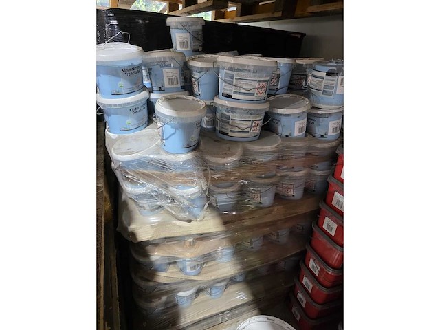 Lot muurverf 3 palletten - afbeelding 5 van  8
