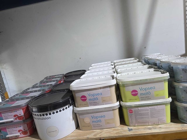 Lot muurverf 3 palletten - afbeelding 7 van  8