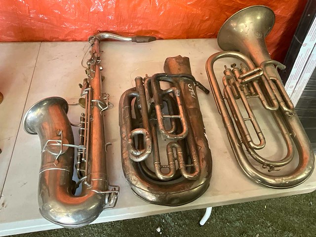 Lot muziekinstrument - afbeelding 1 van  11