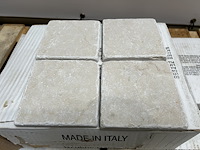 Lot natuursteen faiences 2,5m²