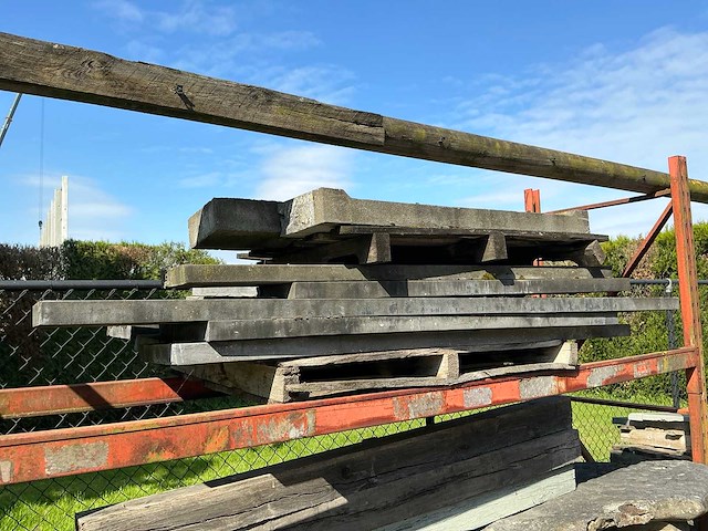 Lot natuursteen - afbeelding 7 van  8