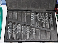 Lot nieuwe boren - afbeelding 3 van  4