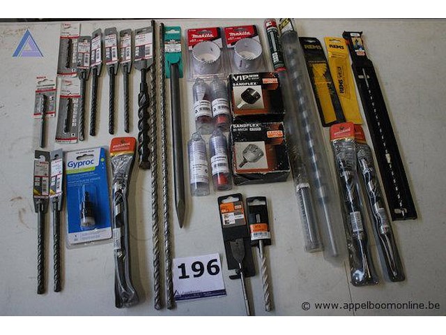 Lot nieuwe boren - afbeelding 1 van  4