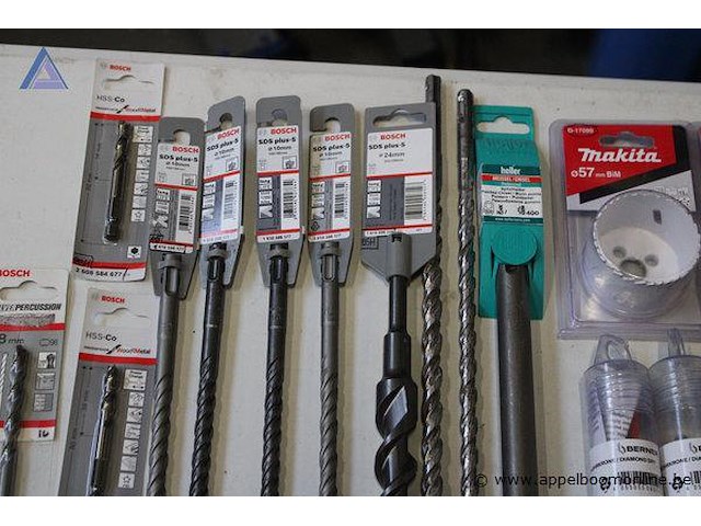 Lot nieuwe boren - afbeelding 2 van  4