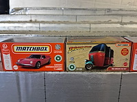Lot nieuwe match box auto's in doos ongeopend 6 st - afbeelding 1 van  4