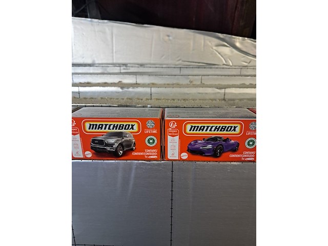 Lot nieuwe match box auto's in doos ongeopend 6 st - afbeelding 2 van  4