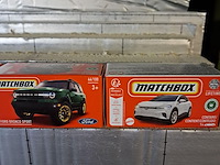Lot nieuwe match box auto's in doos ongeopend 6 st - afbeelding 3 van  4