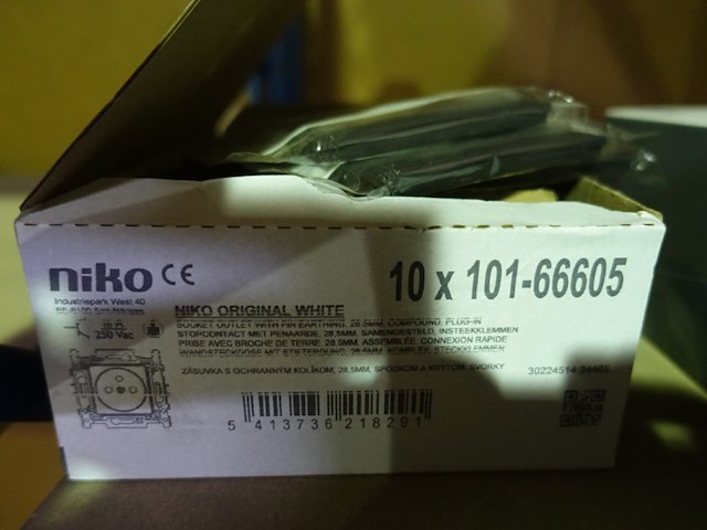 Lot niko - afbeelding 4 van  14