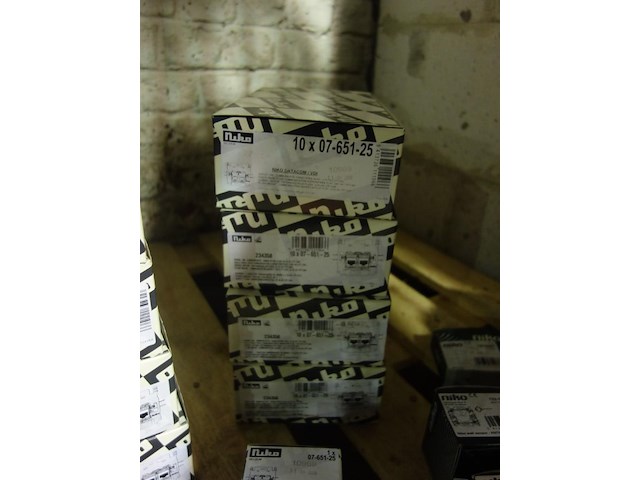 Lot niko - afbeelding 4 van  9