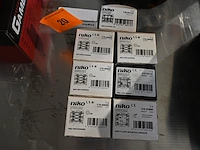 Lot niko - afbeelding 2 van  2