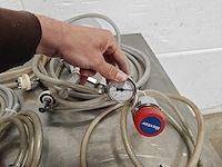 Lot of pressure regulators and hoses - afbeelding 5 van  6