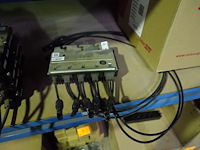 Lot omvormers - afbeelding 12 van  15