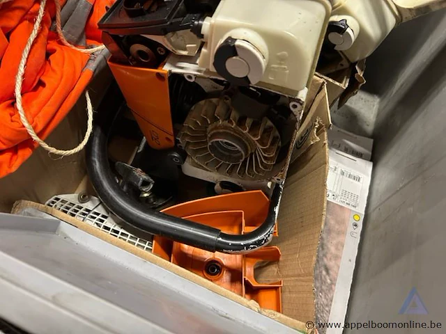 Lot onderdelen voor motorzagen, inclusief 3 zaagbladen stihl, 45 cm - afbeelding 3 van  5