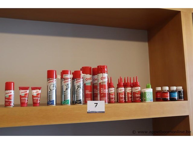 Lot onderhoudsproducten voor fietsen - afbeelding 1 van  3