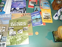 Lot oorlogsboeken - afbeelding 1 van  2